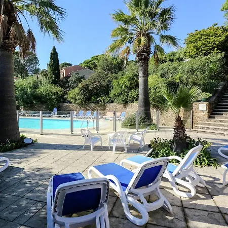 Feriehus Snug In Les Mimosas With Pool
