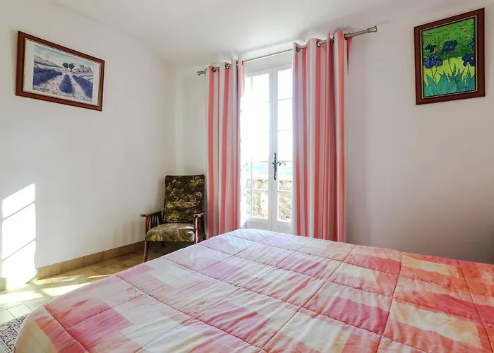 Сasa de vacaciones In Near Beaches & Pool
