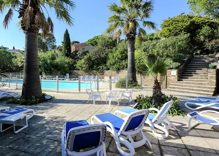 Сasa de vacaciones In Near Beaches & Pool